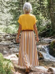 Balvessa Middle-Aged And Elderly Women's Solid Color Notch V-Neck Top And Soft Yellow Patchwork Skirt Casual Soft Form Daily Set Summer Dates - Yellow - View 2