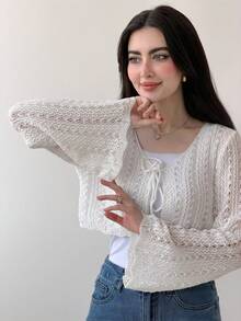 Yasmeen Edit Yasmeen Edit 女款白色前綁帶喇叭袖鏤空針織開襟外套，長袖上衣，秋冬服飾 - 白色 - 查看 4