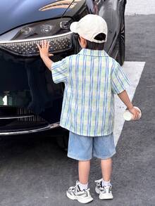 SHEIN 3件/套兒童小男孩可愛夏季百搭熱帶水果印花短袖襯衫白色T恤藍色牛仔短褲套裝，適合日常穿著、運動、外出、度假、上學、派對、節日、表演、攝影 - 彩色 - 查看 3