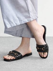 CUCCOO BIZCHIC 女士黑色/棕色金色搭扣凉拖鞋，撞色缝线平底拖鞋，休闲夏季日常鞋 - 黑色 - 查看 4