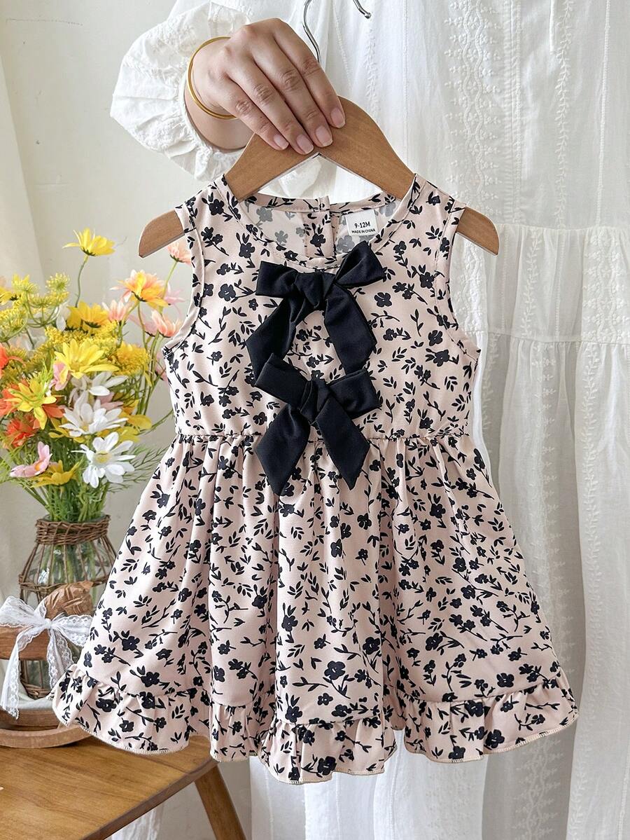 SHEIN 女嬰3個月-3歲外出洋裝,1件休閒可愛日常風格秋季女童套裝,棕色蝴蝶結裝飾無袖澎澎洋裝 - 卡其色 - 查看 1