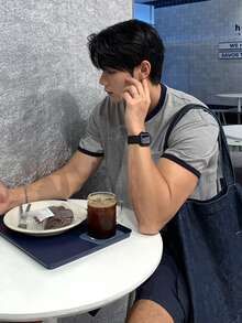 DAZY 男士夏季休閒對比飾邊貼袋圓領短袖T恤與短褲套裝 - 彩色 - 查看 3