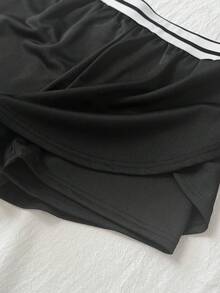 SHEIN Tween Girl Sports Knit Solid Color Loose Elastic Shorts - Black - View 6