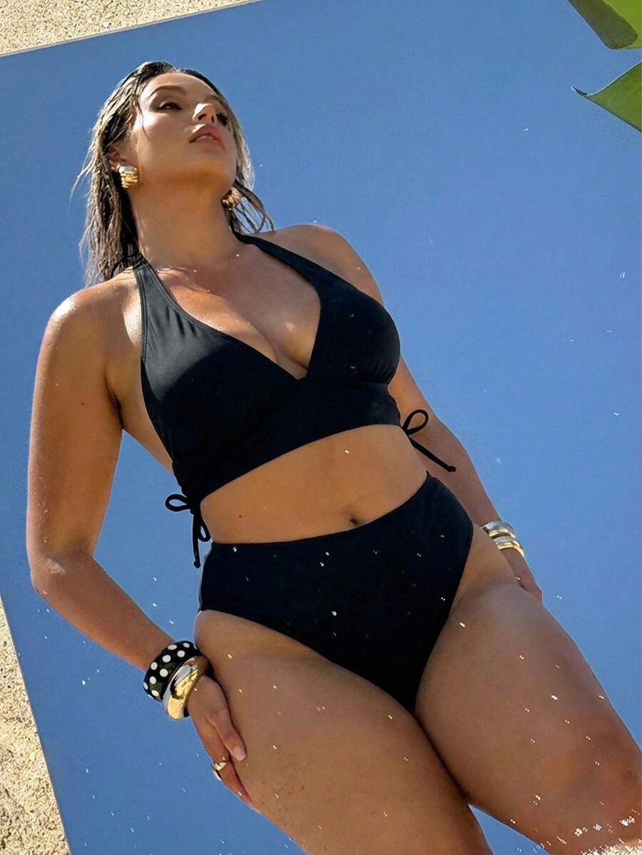 SHEIN BAE Conjunto de Bikini Talla Grande para Vacaciones de Verano en la Playa con Cuello Halter y Cordón Lateral