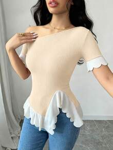 SHEIN Clasi 女款羅紋不對稱單肩燒花蕾絲拼接短袖拼色設計通勤優雅修身性感米色T恤，適合夜生活與夏季 - 卡其色 - 查看 3