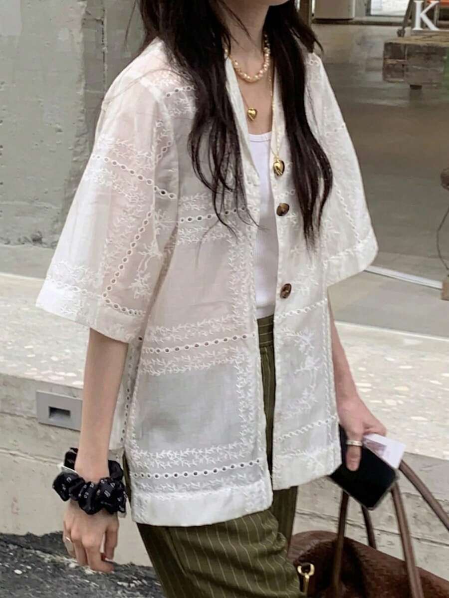 FRIFUL 女款刺繡鈕扣透視法式優雅西裝外套 夏季西式女裝 - 白色 - 查看 1