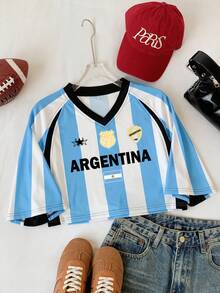 Comfortcana Áo thun nữ ngắn tay cổ chữ V đội tuyển bóng đá Argentina mùa hè, in chữ màu tương phản, kiểu dáng croptop casual, tay raglan dệt kim, phong cách retro preppy cổ điển thời trang trẻ trung street style, chất vải mềm mịn thoải mái, lý tưởng cho ngày thi đấu, thời trang thể thao World Cup 2026 - Nhiều màu - Xem 1