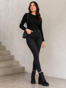 Wide Heel Boots Round Toe Light Tracked Sole - Black - View 2