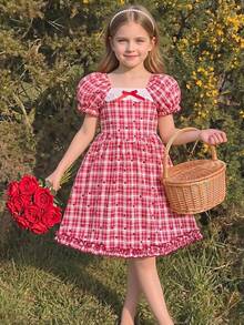 SHEIN Elladie kids 1件少女甜美復古公主風紅白格紋可愛紅波點印花柔軟親膚面料方領蕾絲鏤空領口3D紅色蝴蝶結裝飾澎澎短袖荷葉邊袖口高腰A字版型飄逸荷葉邊裙襬擺裙適合派對野餐校園生日休閒日常度假拍照四季穿著舒適百搭 - 紅色 - 查看 6