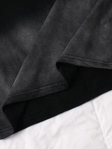 SHEIN 男童(大碼)街頭風休閒雪花紮染圓領短袖T恤與短褲2件組，夏季套裝，優雅穿搭，適合外出、度假、觀光、拍照，2026春夏新款時尚，日常、校園及其他場合 - 灰色 - 查看 6