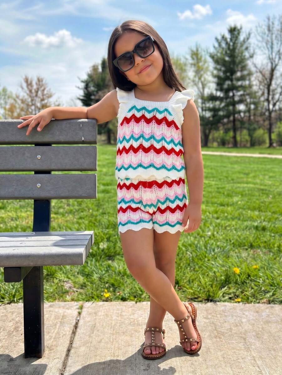 SHEIN 2pcs Young Girl Knitted Striped Colorblock Ruffle Collar Casual Top And Shorts Set - Red - View 1