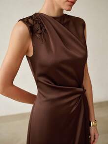 MOTF PREMIUM SPRING/SUMMER ASYMMETRIC NECKLINE ELEGANT EMBROIDERED DRESS - Coffee - View 2
