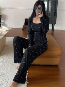 DAZY 3件組蝴蝶結圖案滿版印花開襟外套吊帶上衣長褲女款睡衣套裝 - 黑色 - 查看 7