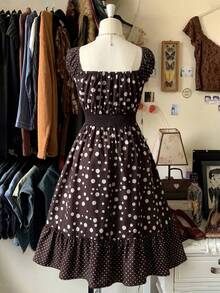 Sweetra Plus Size Square Neck Puff Sleeve Fashionable Waist-Defining Polka Dot Dress Vacation Summer 90s - Brown - View 2