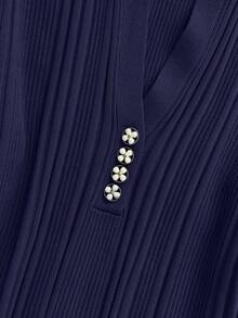 Franclia 女士优雅法式休闲复古温柔通勤时尚设计节日约会度假拍照Polo领短袖花卉纽扣罗纹修身修身浅蓝色长款加大码毛衣连衣裙 - 藏蓝色 - 查看 5