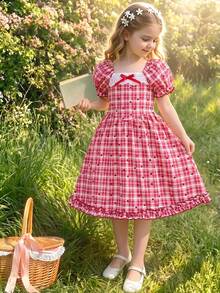 SHEIN Elladie kids 1件少女甜美復古公主風紅白格紋可愛紅波點印花柔軟親膚面料方領蕾絲鏤空領口3D紅色蝴蝶結裝飾澎澎短袖荷葉邊袖口高腰A字版型飄逸荷葉邊裙襬擺裙適合派對野餐校園生日休閒日常度假拍照四季穿著舒適百搭 - 紅色 - 查看 7