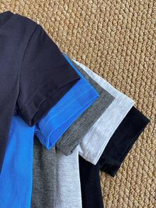 SHEIN 5套男嬰兒童休閒純色短袖軟綿2件套套裝 T恤短褲上衣 夏季服裝 度假海灘夏日穿搭 - 彩色 - 查看 4