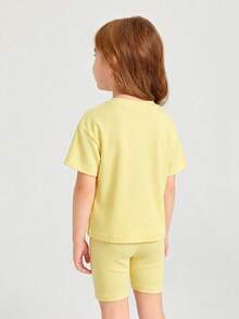 Young Girl Solid Color Short Sleeve T-Shirt And Shorts Casual Daily Outfit Set - Yellow - View 8