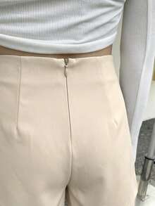 DAZY 女款素色高腰休閒通勤百搭短褲 - 米色 - 查看 3