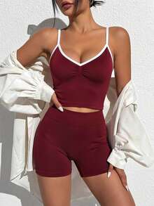 SHEIN Sports 女款無縫運動背心與提臀短褲套裝 - 酒紅色 - 查看 5