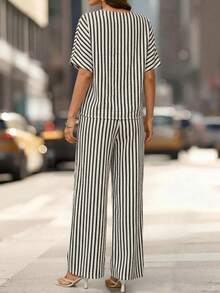 Editum Women's Round Neck Short Sleeve Loose Top Brown Textured Fabric Wide Leg Pants Solid Color Elegant Daily Street Vacation Commute Spring Summer 2pcs Set - Black and White - View 2
