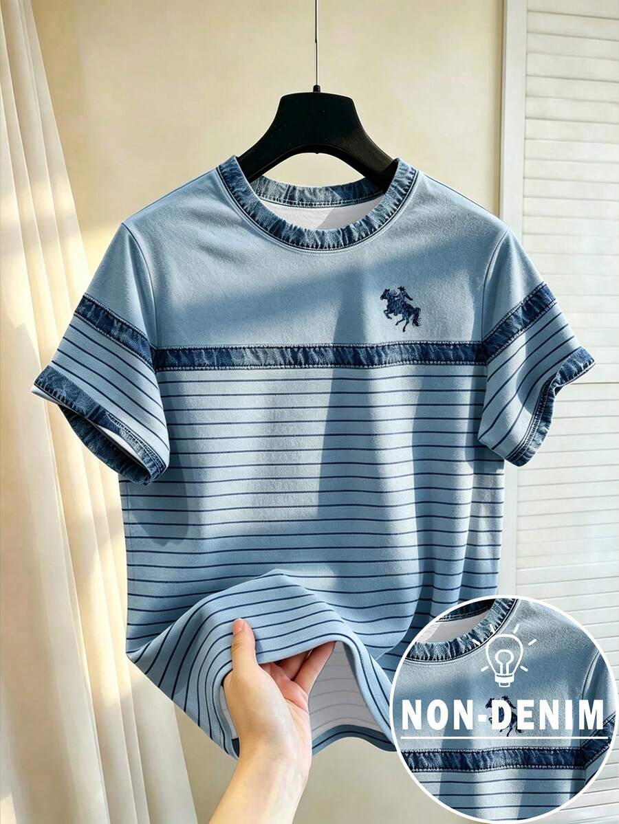 Manfinity Hypemode 復古丹寧感藍白拼色條紋馬標印花上衣,藝術短袖襯衫,男女款圖案T恤,夏季休閒百搭基本款半袖上衣 - 彩色 - 查看 1
