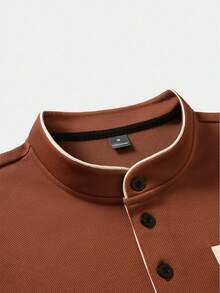 Manfinity Homme 男士 1/4 前開鈕扣立領短袖 Polo 衫，正式款 - 棕色 - 查看 5
