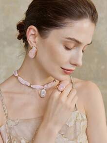 Opalesca Boucles d'oreilles à clous Maillard en résine rose vintage 18k, mode vintage pour vacances à la plage, premium/élégant/chic/port quotidien/minimaliste, perle/cristal, pour maman/femmes/fille/mère, fiançailles/mariage/promesse, été/plage/bal de promo/fête/vacances, fairycore/mermaid core - Rose bonbon - Voir 7