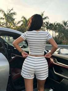 Muchica 女款休閒T恤短褲套裝，條紋套裝，女款街頭風，適合日常通勤、約會、派對、秋冬春夏、聖誕節、新年、感恩節、派對、婚禮、海灘、畢業、時尚、優雅、休閒、外出、約會、約會、通勤 - 彩色 - 查看 3