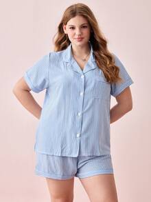 Bonmuse 2 件大码女式舒适蓝白条纹印花短袖 Polo 领上衣和蝴蝶结短裤睡衣套装，夏季家居服 - 藍白色 - 查看 1