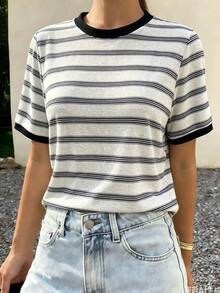 Livesso Camiseta de manga corta con cuello redondo y rayas para mujer - Blanco - Ver 3