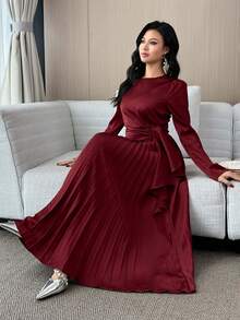 Modelyn 女款素色圓領標準肩長袖百褶長洋裝 - 酒紅色 - 查看 7