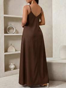 SHEIN Lady Plus Size Floral Print Cami Vacation Casual Elegant Dress Vacation Chocolate Brown Summer Vacation - Brown - View 2