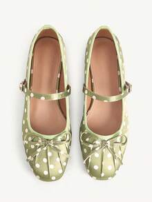 Dot green