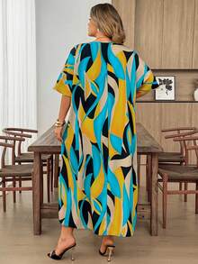 SHEIN CURVE+ CURVE 大尺碼 V 領長袖素色拼接寬鬆休閒洋裝，Curve Plus，Hoho 度假海灘女裝/海灘洋裝/海灘度假穿搭/海灘必備品/畢業典禮/下午茶派對洋裝 - 綠色 - 查看 2