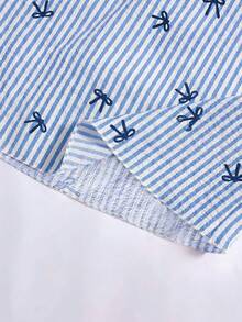 SHEIN Ensemble décontracté pour jeune fille avec débardeur à col rond imprimé nœud rayé et short - Bleu azur - Voir 6