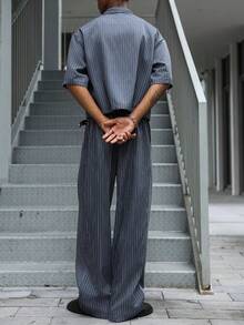 Major Grit 男士藍白條紋夏季街頭風套裝，休閒寬鬆短袖上衣與長褲，日系城市度假風圖案中性情侶套裝 - 灰色 - 查看 2