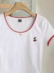 Tseoso 女款 95% 棉白色修身圓領 T-shirt，短袖，櫻桃與紅色貝殼刺繡；柔軟/純淨女孩 Y2K 風格；居家、約會、節慶、海灘、度假 - 彩色 - 查看 4