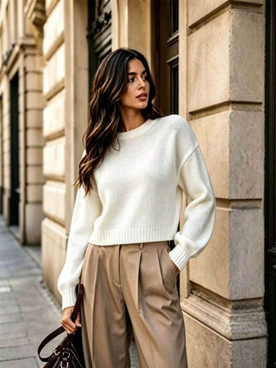 Elafinee Áo len nữ màu trắng trơn, cổ tròn, tay dài, kiểu dáng đơn giản, thường ngày, chất liệu dệt kim, thích hợp cho mùa thu đông. - trắng - Xem 1