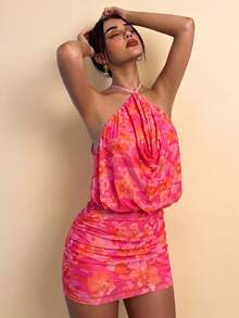 Vestido mini elegante de mujer con estampado floral y cuello halter, para verano IJNB - Rosado Sandía - Ver 6