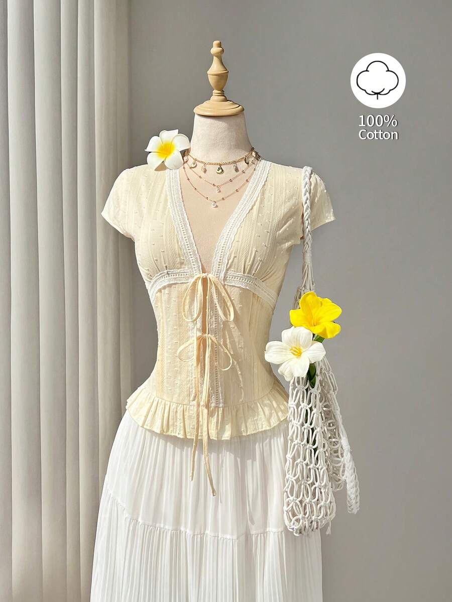 Flirla 女士杏色棉质提花V领拼接蕾丝蝴蝶结设计休闲度假性感甜美可爱衬衫 - 杏色 - 查看 1