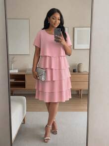 SHEIN Lady CURVE فستان صيفي كاجوال متعدد الطبقات بلون موحد مقاس كبير - وردي - مشاهدة 3