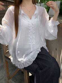 DAZY 女款純色寬鬆抓皺荷葉邊長袖休閒度假夏季襯衫，適合校園穿搭 - 白色 - 查看 1