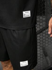 Manfinity CasualCool 男士極簡圓領無袖背心與短褲套裝 - 黑色 - 查看 7