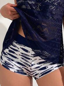 Swim Lushoire 女款海灘度假套裝，適用假期與新年，深V椰子樹印花比基尼套裝，附針織鏤空罩衫與細肩帶背心，3件組，海軍藍配白色 - 彩色 - 查看 4