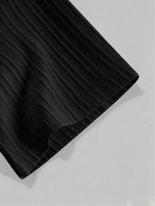 Manfinity Hypemode Men's Summer Casual Black Vacation Set,Chinese Style Stand Up Collar Short Sleeve Single-Breasted Shirt & Loose Drawstring Pants,Solid Color Outfits - Black - View 6