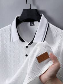 EGENSIO Áo polo nam dệt kim jacquard màu trơn, cổ áo và tay áo có họa tiết gân, cài cúc ngọc trai màu đen. - trắng - Xem 3