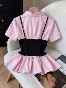 GlowEve Camisa de moda 2 en 1 para mujer con rayas de contraste, manga corta, volantes y botones delanteros, adecuada para vacaciones de primavera/verano, uso casual diario y versátil - Rosa Fucsia - Ver 2