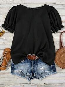 EMERY ROSE Plus Size Casual Medieval Minimalist Style Black And White Shell Embroidery Decorated Square Neck Shirt Suitable For Spring And Summer Vacation - Black - View 2