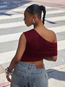 Denimoi Summer Scandalous Solid Color Asymmetric Neck Metal Eyelet Design Asymmetrical Hem Women's Top Rave Red Wine - Burgundy - View 3